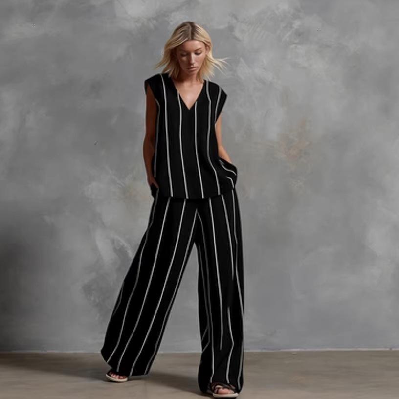 16 French minimalist black and white vertical stripes loose and thin women's suit wide-leg pants two-piece set