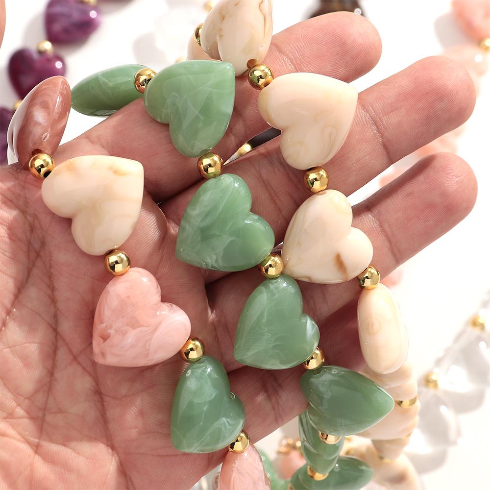 New Trendy Multicolor Resin Heart Beads Chain Necklaces for Women Minimalist Handmade Acrylic Love Choker Party Jewelry Gift