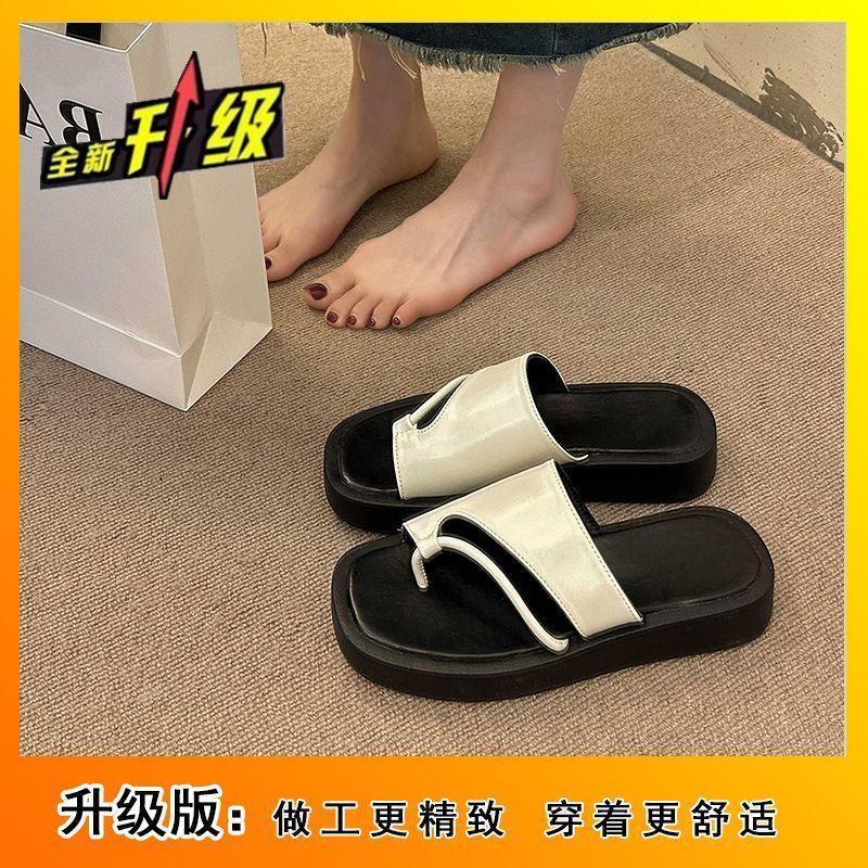 Wear Niche Soft-soled Beach Cool Slippers, Black Thick-soled Versatile Toe Slippers, Women's 2025 Summer and Autumn New Models