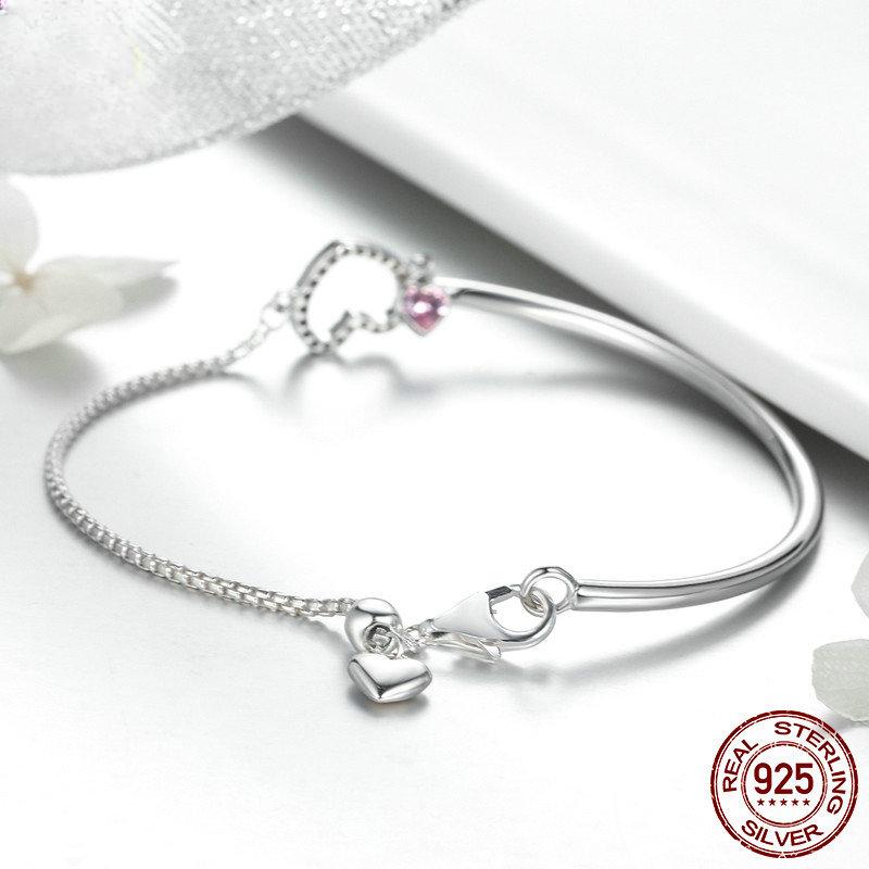Stříbrné šperky Dámské srdce S925 Stříbrný módní dámský náramek ze sterlingového stříbra