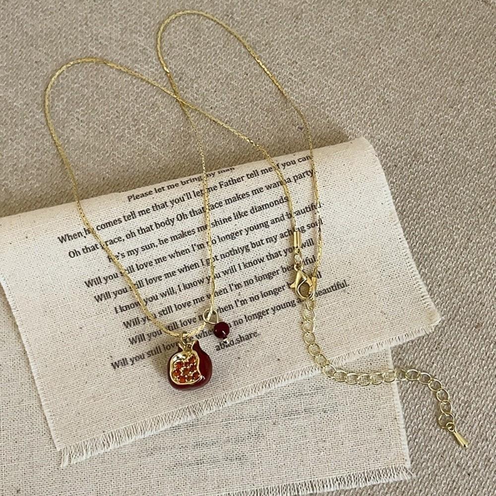 Collier pendentif grenade mignon Choker rouge clavicule Boucles d'oreilles fruitées tendance Quotidien
