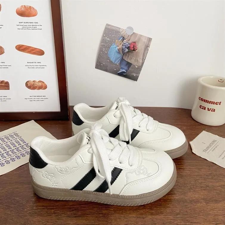 Women Outdoor Jogging Embroidery Sneakers Casual Fashion Woman Training Board Shoes Lace Up Flats Tennis Shoe Sport Trainers