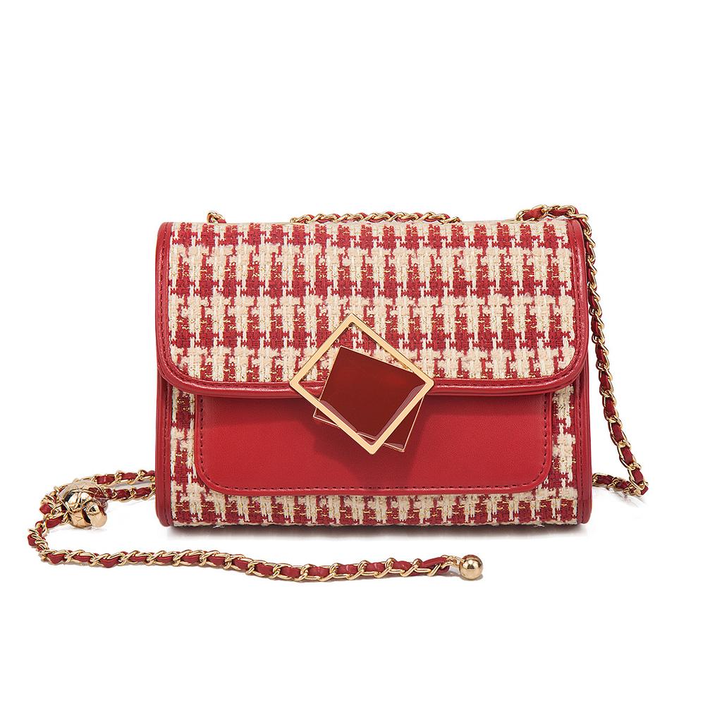 Trendy Versatile Red Wedding Bag for Brides, Women's 2024 New Fashion Crossbody Bag, Stylish and Elegant Small Square Bag
