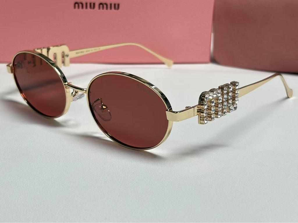 2025 Stylish Oval Frame Sunglasses with Inlaid Diamonds - European & American Fashion Small Frame