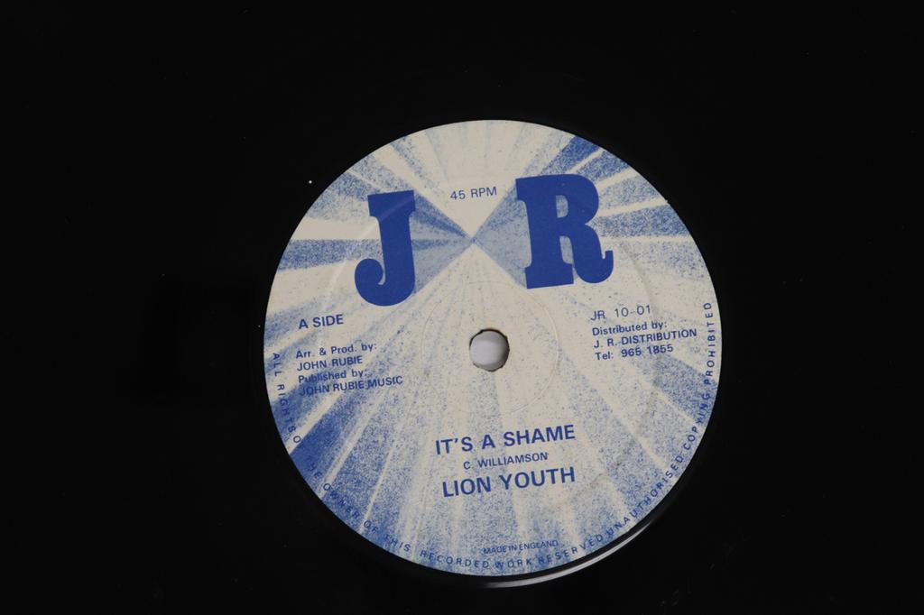 10inch Record LION YOUTH - It's A Shame JR1001 JR UK Reggae, Ska & Dub Used