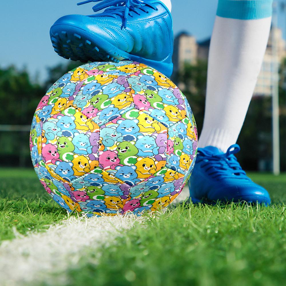 Bear Theme Size 5 Soccer Ball, Suitable for Both Indoor and Outdoor Matches, a Gift Suitable for Everyone.