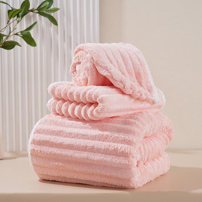 

Набор полотенец в конфетную полоску: Мягкое банное полотенце, полотенце для лица и шапочка для сушки волос - настраиваемые для салона красоты или домашнего использования Towel 35x75cm