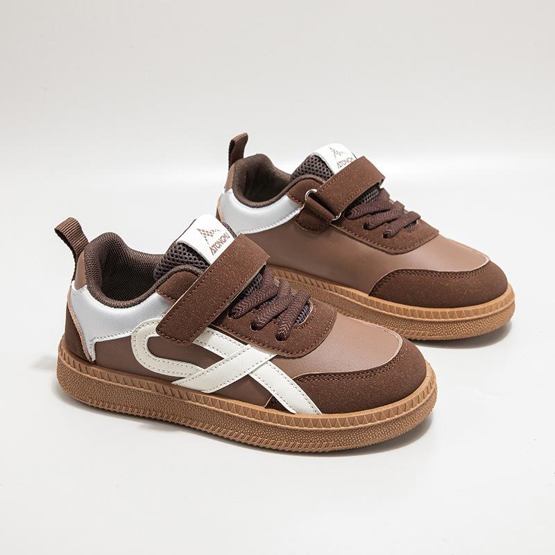 Spring and autumn new children's flat casual moral training shoes breathable and light retro style sports shoes 2025 direct sales