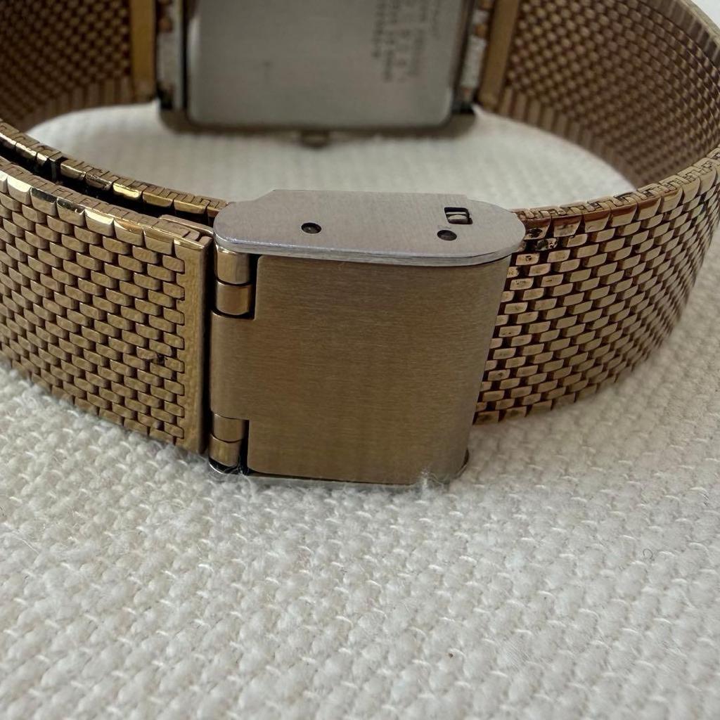 Used [In operation] Good condition CITIZEN Exceed watch vintage gold square