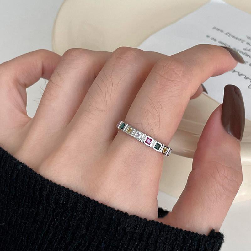 Stylish Opal Stone Seven Color Diamond Ring For Women Contemporary Fashionable Open Design