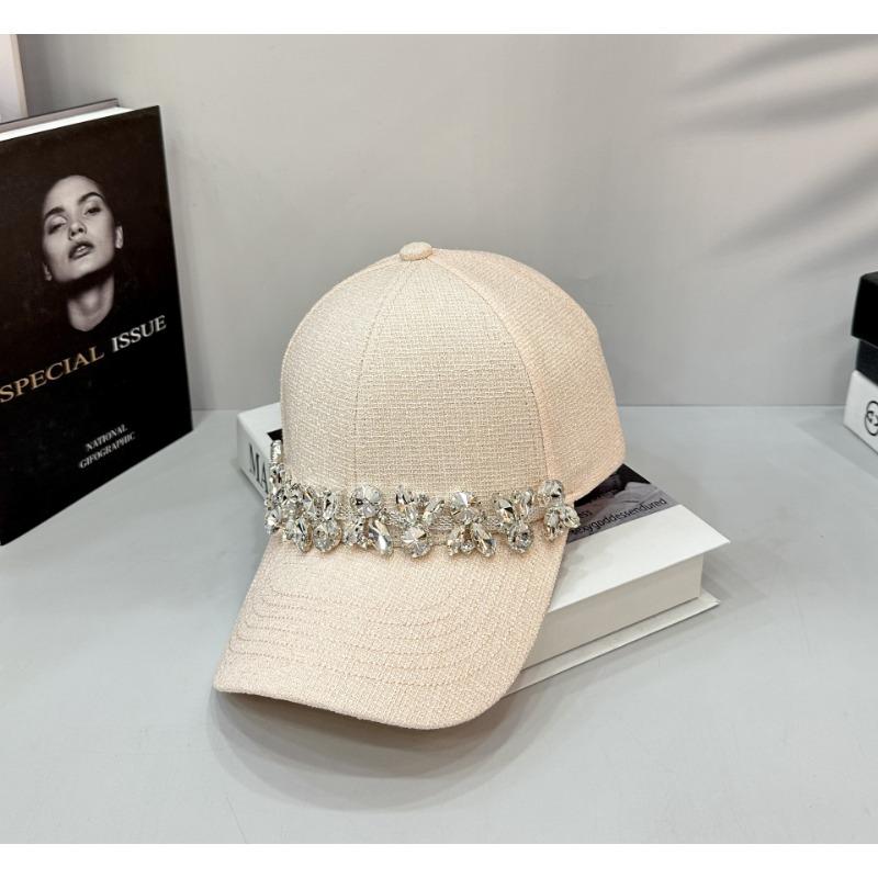 Black hat female trendy brand rhinestone baseball cap showing a small face solid color hard top cap sun protection large brim