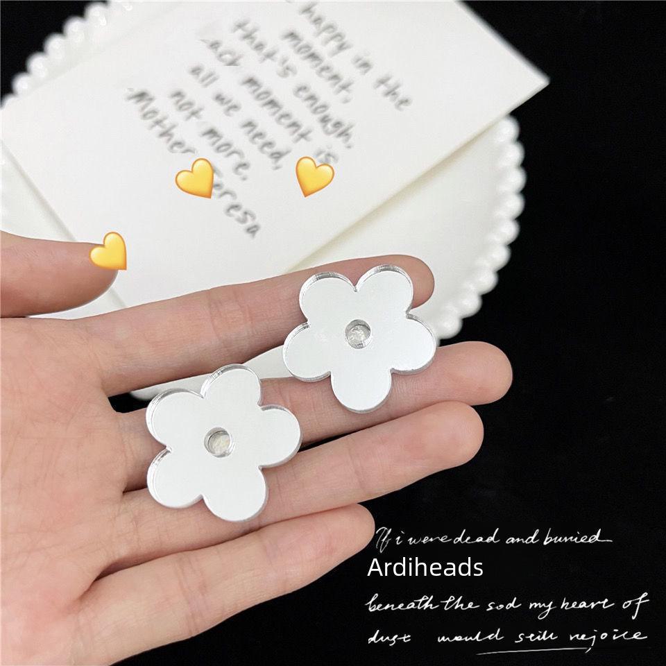 Korean Silver Flower Hairpin: 2025 Trendy Invisible Clip for Women