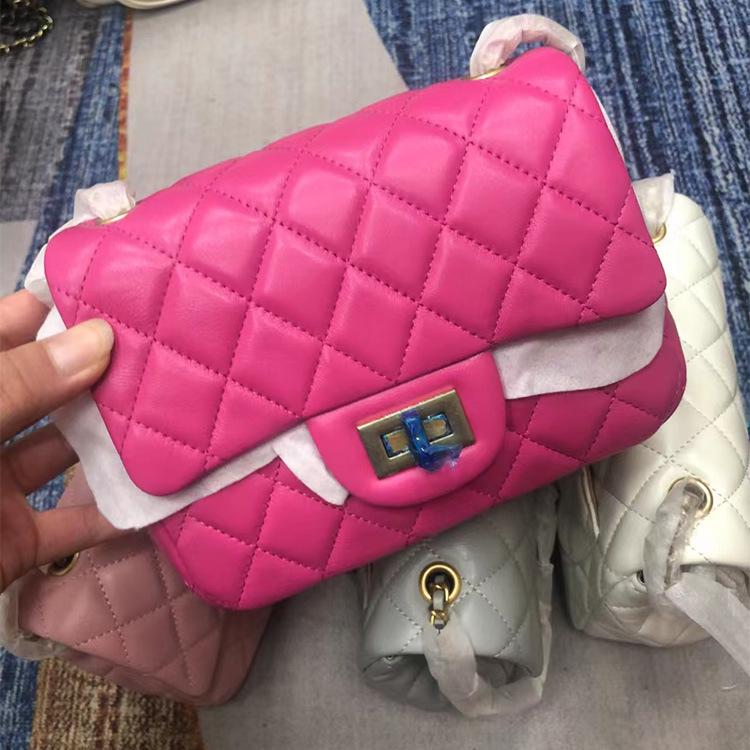 

2025 Fang Pangzi Xiaochan Leather Gold Bead Crossbody Bag 20CM