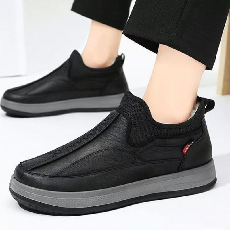 Men's New Winter Leather Snow Boots Fleece Lined Thickened Insulated Flat Heel Height Boost Anti Slip Casual Slip On Footwear