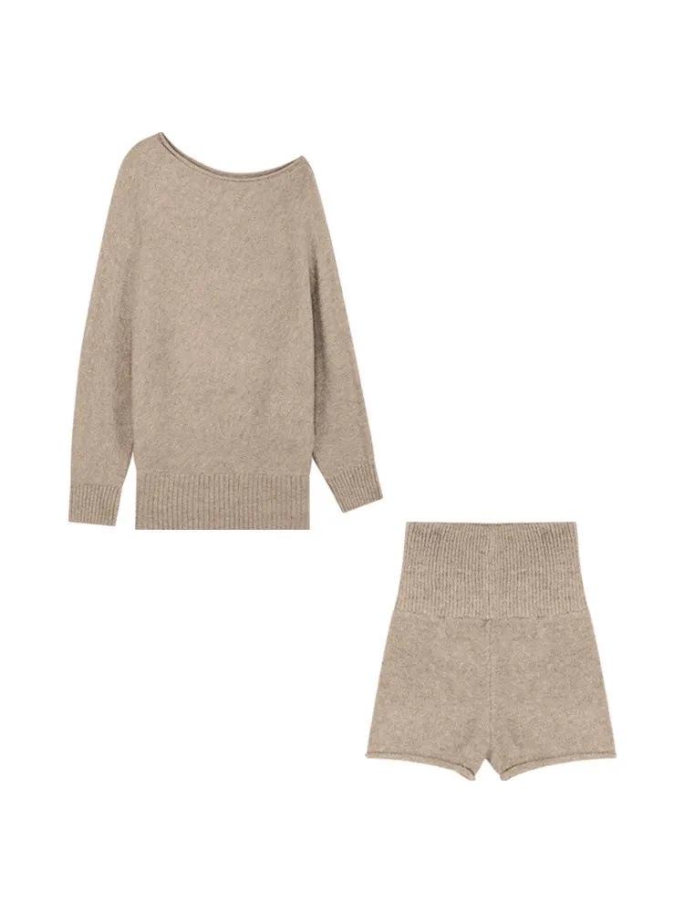 2024 Autumn Women's Off-Shoulder Knit Top & High-Waisted Slim Shorts Set