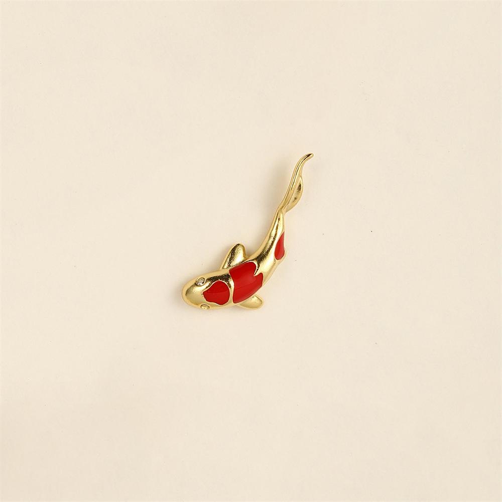 S925 Sterling Silber Diamantbesetztes Koi-Tier Flachkopf Gewinde Piercing Knochennagel Klassische Ohrringe