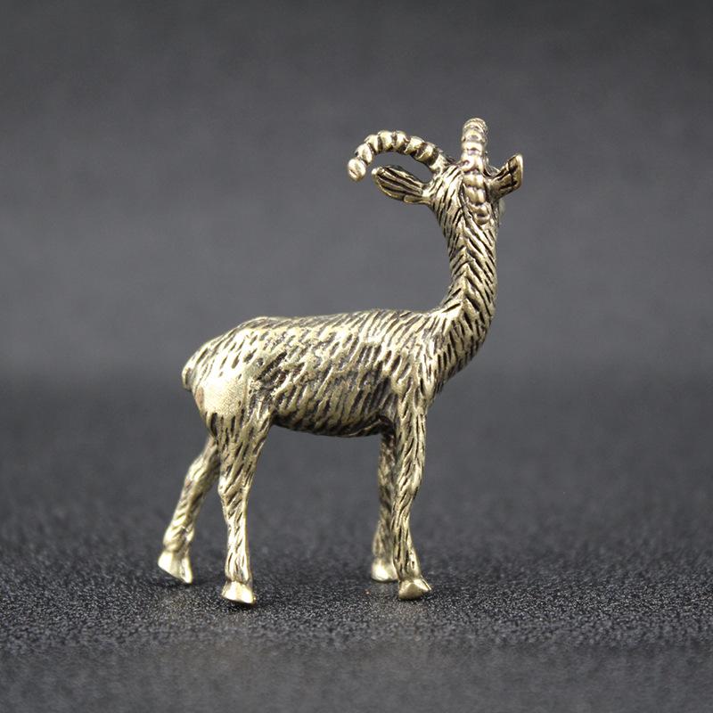 

1Pcs Home Office Desktop Decoration Brass Retro Goat Metal Creative Handicraft Ornament Miniatures Tea Pet Figurines onesize