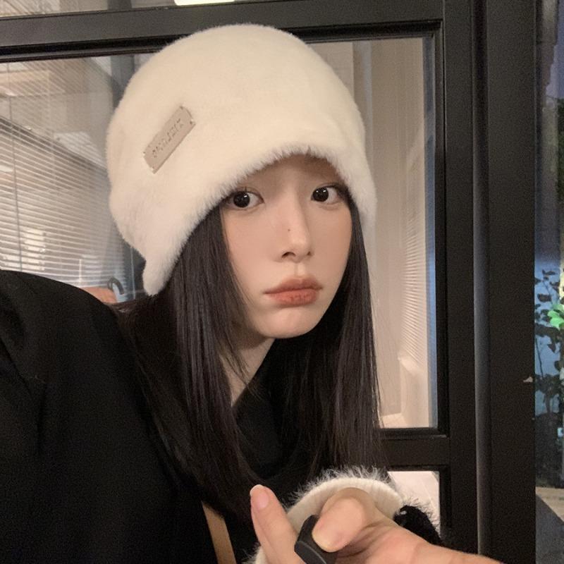 Pile hat children's new warm white plush bucket hat suitable for big face cold hat bucket hat big face small