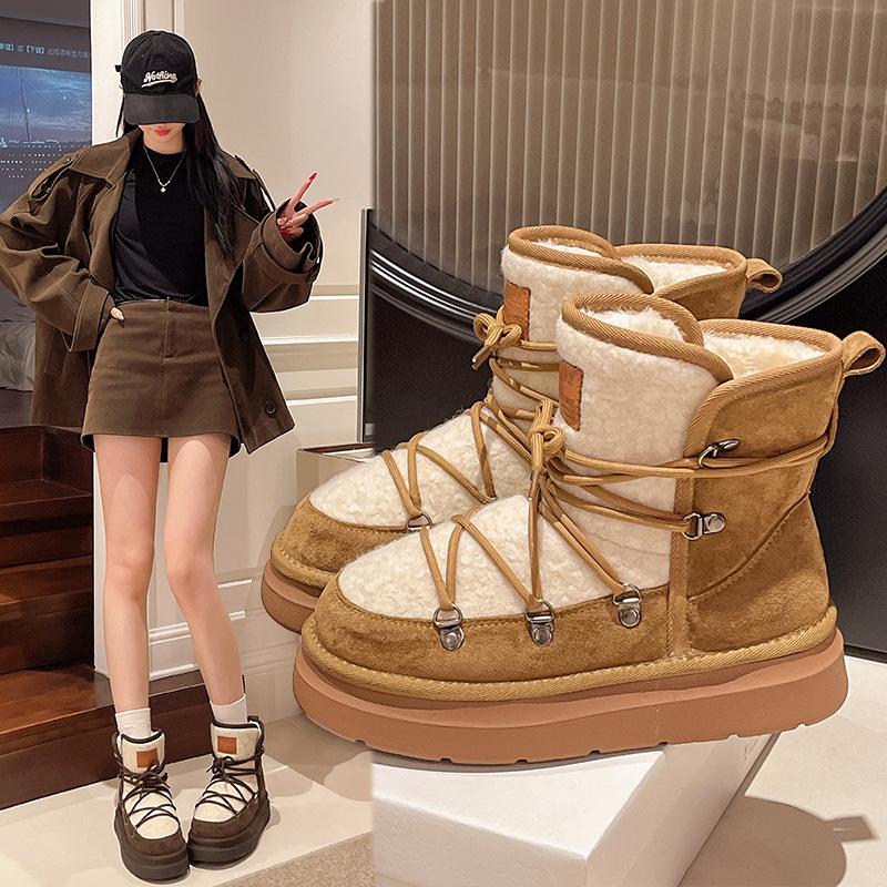 Niche retro style design sense straps snow boots women's 2025 winter new thick-soled non-slip Northeast cotton shoes Martin boots