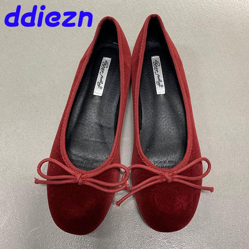 Fashion Red Fashion Silk Footwear Women Ballet Flats Shoes Designer Shallow Female Round Toe Butterfly-Knot Ladies Flats Slides Shoes