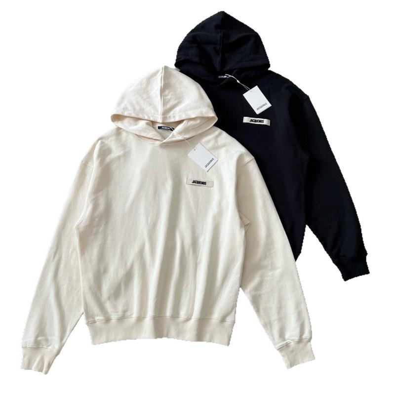 Jacquemus Hoodie mit Bruststickerei: Stilvolles gewebtes Bandlogo, vielseitig für Männer & Frauen