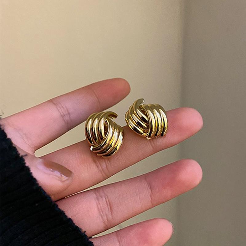 Korean Fashion Minimalist Stud Earring Circle Exaggerated Earrings For Women   Earings Brincos Fashion Jewelry