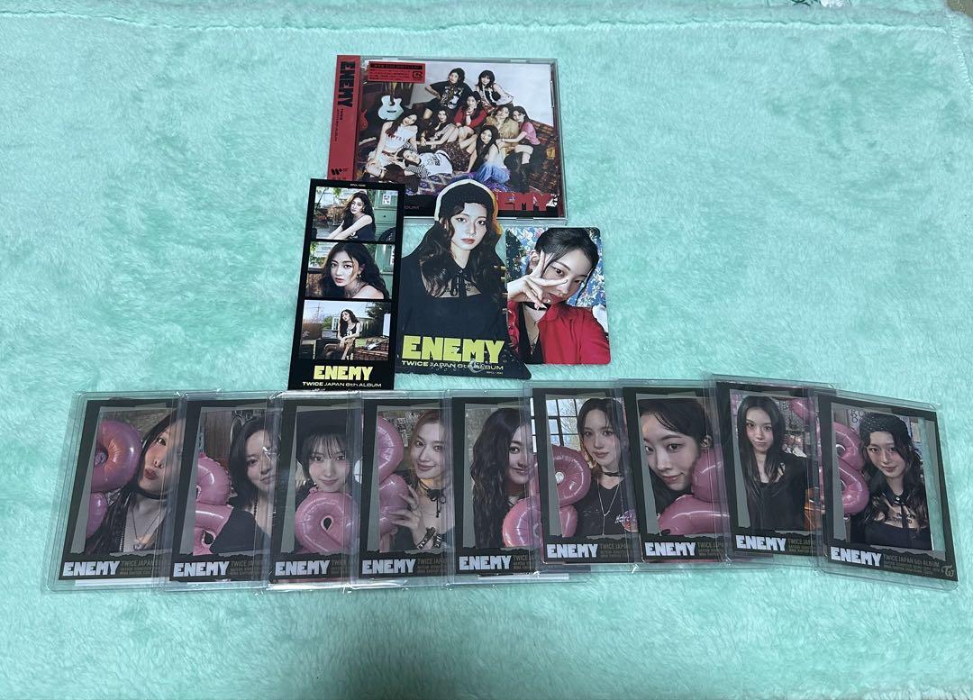 

[USED] TWICE ENEMY Regular Edition CD, B Edition Inclusions, JYP Bonus Trading Card Complete Set