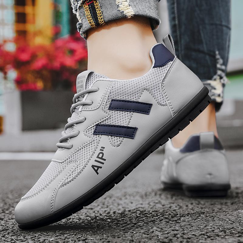 Luxury Shoes Men Summer Breathable Mesh White Sneakers New Men's Trendy Shoes Men Tennis Casual Lightweight Running Shoes 2024