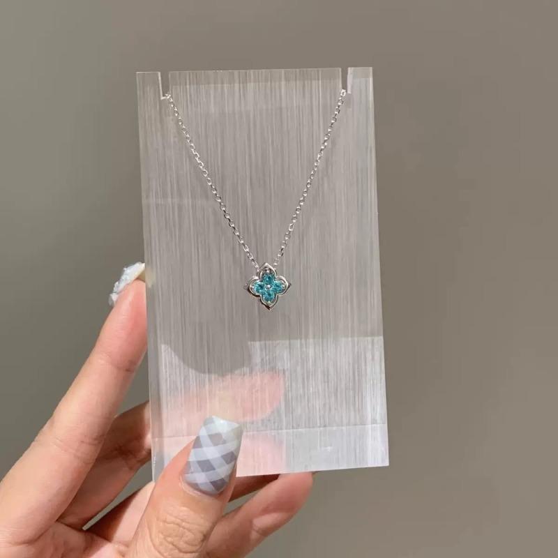Titanium Steel Non-fading Small Waist Necklace Women's Summer Niche Design Accessories Collarbone Chain Pendant