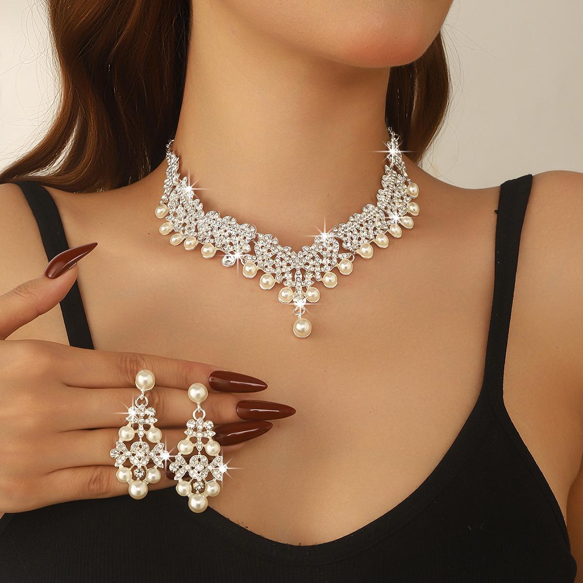 Elegant French Court Rhinestone Necklace & Earring Set - Bridal Luxury Jewelry Accessories.