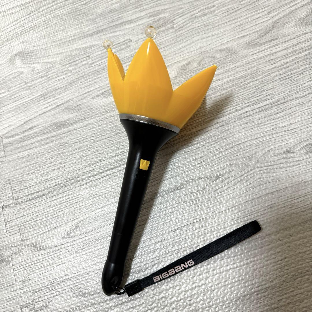 

[USED] BIGBANG Crown Light Stick