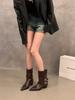 Spitze braune hochhackige kleine kurze Stiefel Damenschuhe 2025 neue Frühling und Herbst Einzelstiefel Retro Gürtelschnalle mittelhohe Schaftweite Hosenstiefel