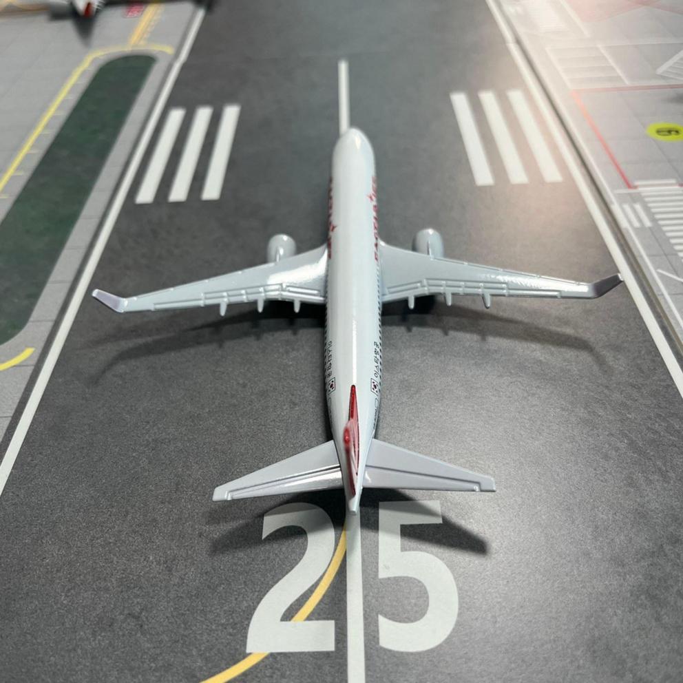 Die-cast 1:400 Scale Airplane Model, 16cm - PU AIR KOREA A320