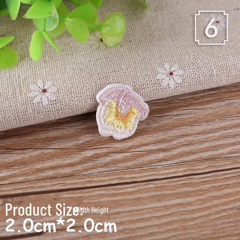 

Японська вишита нашивка з квітами: Маленький, Вишуканий Дизайн для Декору/Ремонту Одягу