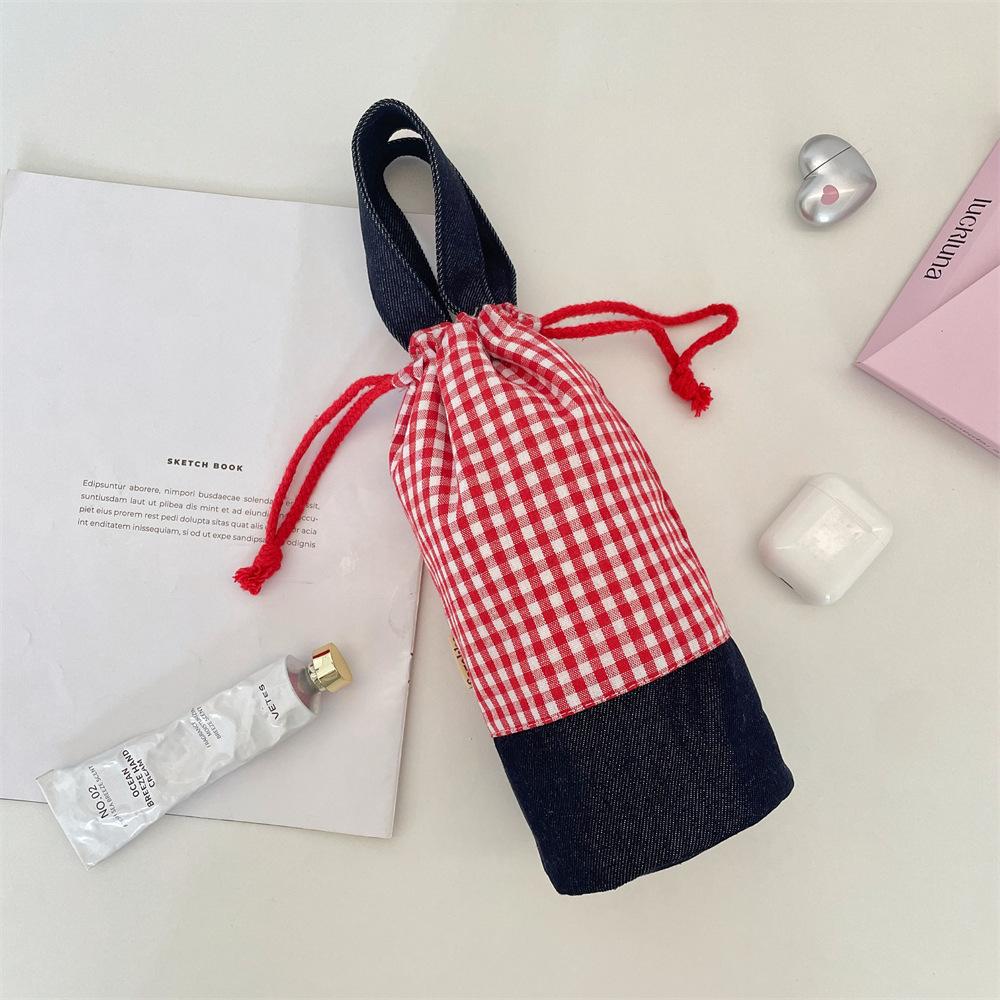 

5841 Splicing plaid water cup bag, drawstring, water cup bottle, thermos cup storage bag, anti-scalding tote bag when going out