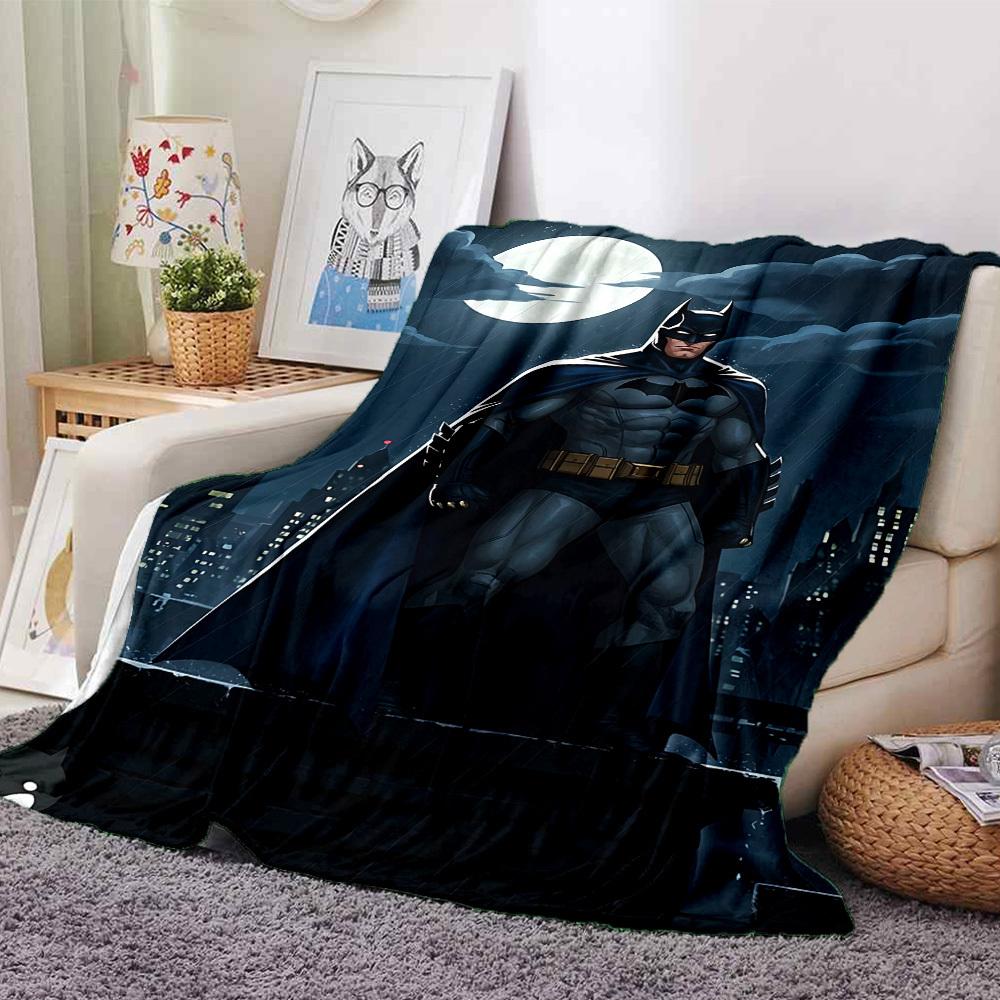 

1pc Batman Night Flannel Blanket Soft Warm Throw for Home, Office, Travel, All-Season Cozy Bedding GiftL1187 80cmx120cm(31inx47in)
