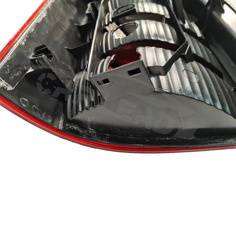 For Volkswagen T5 Multivan Transporter 2003 2004 2005 2006 2007 2008 Car Tail Light Brake Lamp No Bulbs 7H0945095H 7H0945096H