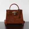 A Small and Light Luxury Lady's High-end Sheepskin Large-capacity Handbag, a Single-shoulder Crossbody Leather Women's Bag