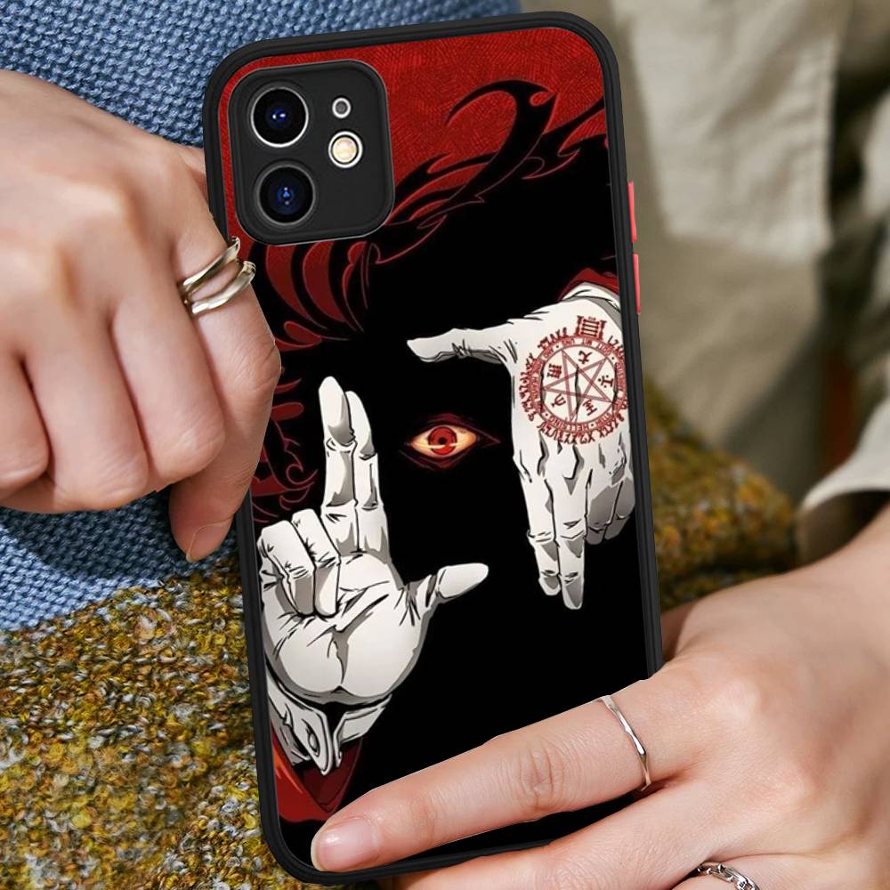 Horror Anime Hellsing Phone Case For IPhone 16 15 14 11 12 13 Pro Max Plus 12 XS Max Back Cover Matte Case