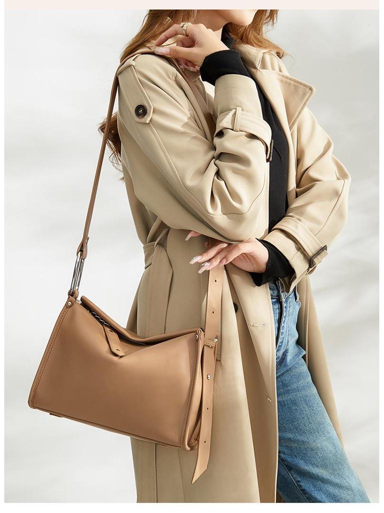 Dámská vintage crossbody taška přes rameno 2024 - High-end, Velkokapacitní, Nišový styl