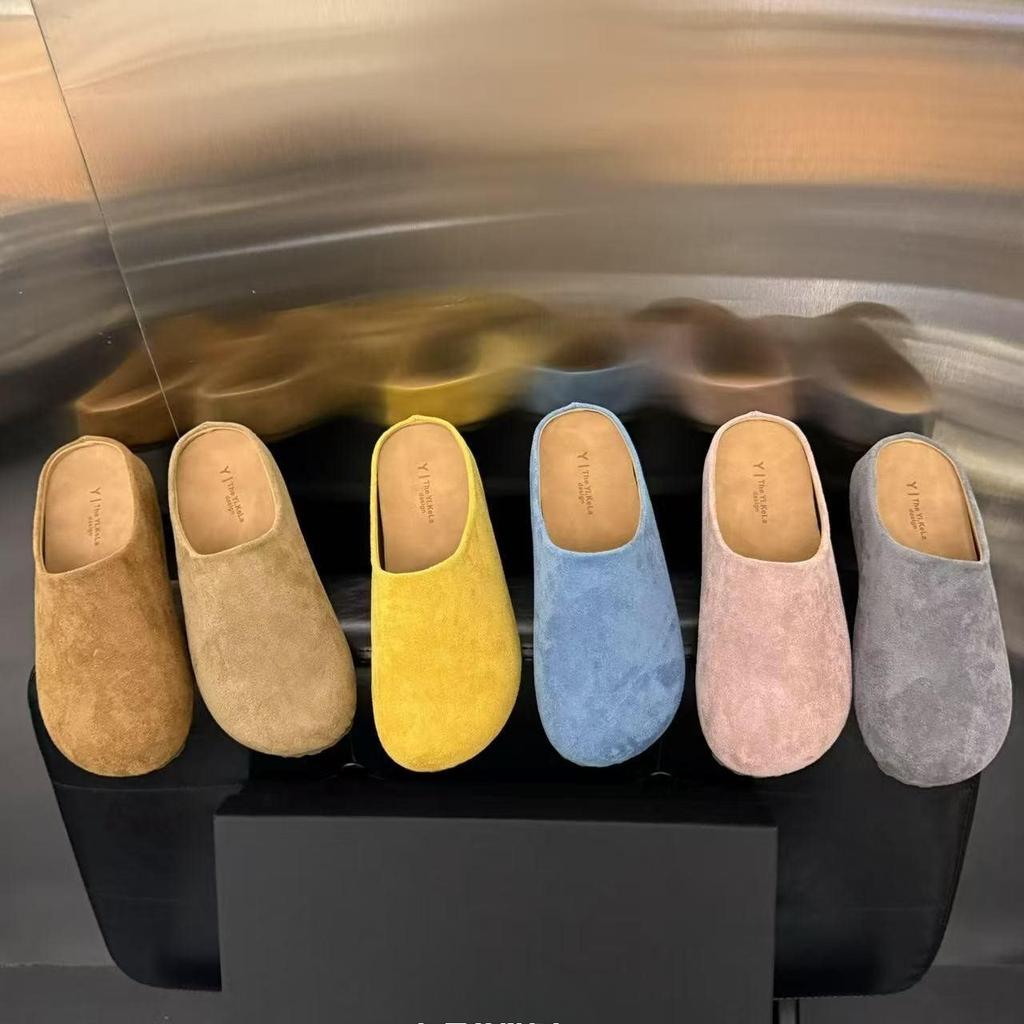 Small-sized Shoes with Women's Handbags, Thick-soled, Half-trousers, Retro Style, Versatile for All Occasions.