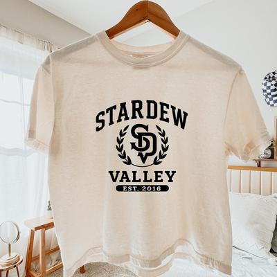 College Style Stardew Valley Shirt, Stardew Valley Merch Gift, Boxy Graphic Tee, Comfort Colors Crop Top T-Shirt