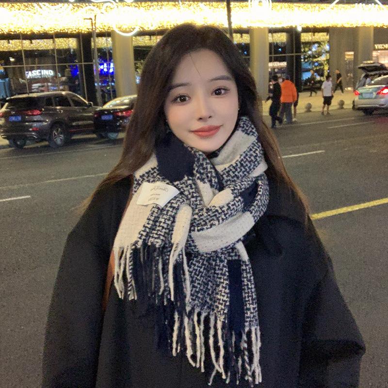 Thick Imitation Cashmere Large Checkered Tassel Scarf for Girls in Autumn and Winter Retro Long Shawl Showing Face Small Warm Scarf