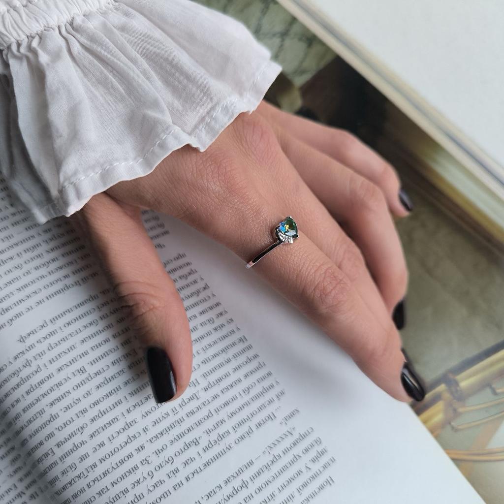 Silver Ring with Mystic Topaz 0.613ct, Item Weight 1.62 G (2191308)