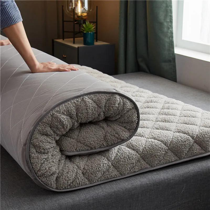 WTEMPO Lamb Wool Foldable High Quality Soft Mattress School Dormitory Bed Mattress Pads Winter Thickened Plush Bedroom Bed Sheet Tatami Plush Pad