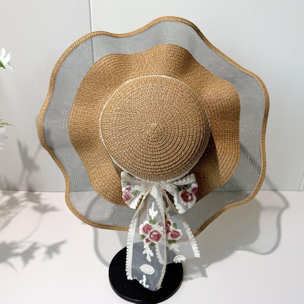 Wave edge flower woven straw hat women's summer seaside vacation sun hat large brim shading sun protection hat
