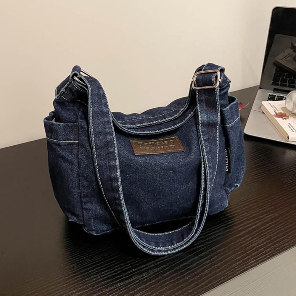 Retro and Simple Large-capacity Single-shoulder Bag, Casual Student Forest-style Crossbody Bag
