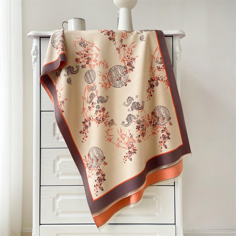 400g Retro Ethnic Bluebird Scarf: Women's Winter Warm Neck Warmer, High-End Imitation Cashmere Shawl.