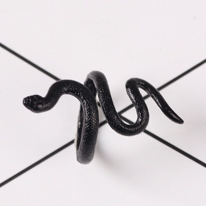 Fashion Spirit Snake Black Ring Geometric Open Adjustable Animal Domineering Jewelry Decoration Horror Dark Ring