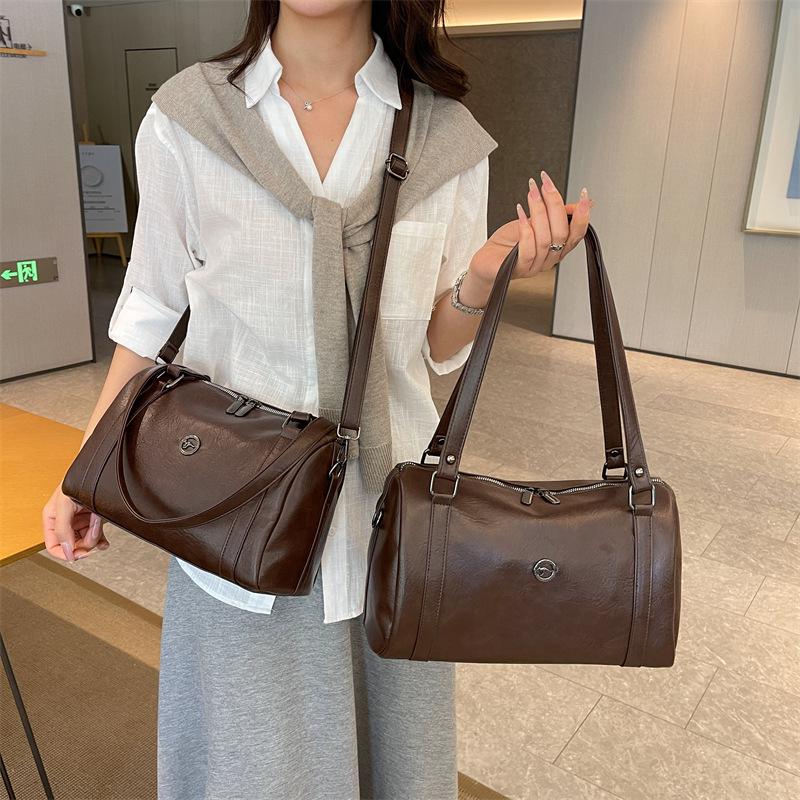 2026 Women's High-End Crossbody & Shoulder Tote - Large Capacity, Versatile Boston Bag for Commuting